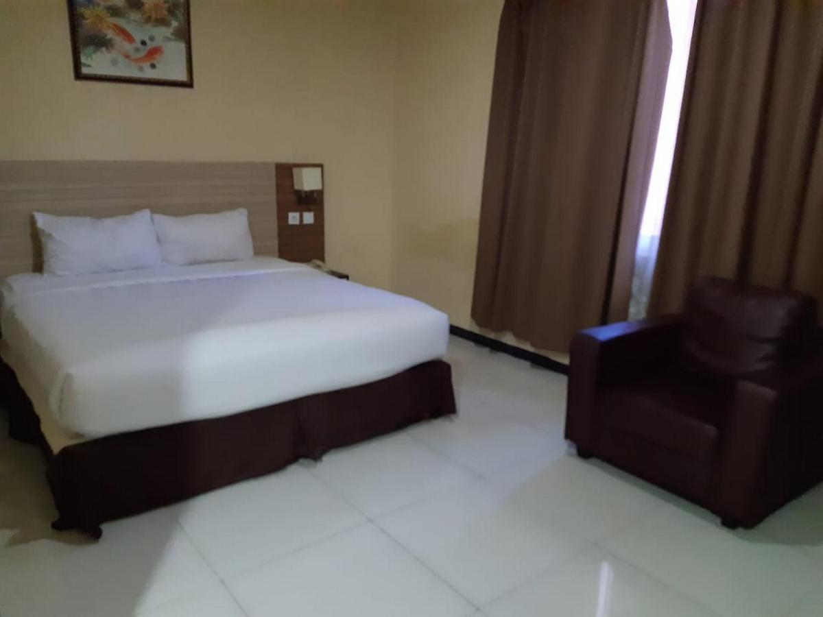 Agraha Andalas Hotel มากาซาร์ ภายนอก รูปภาพ