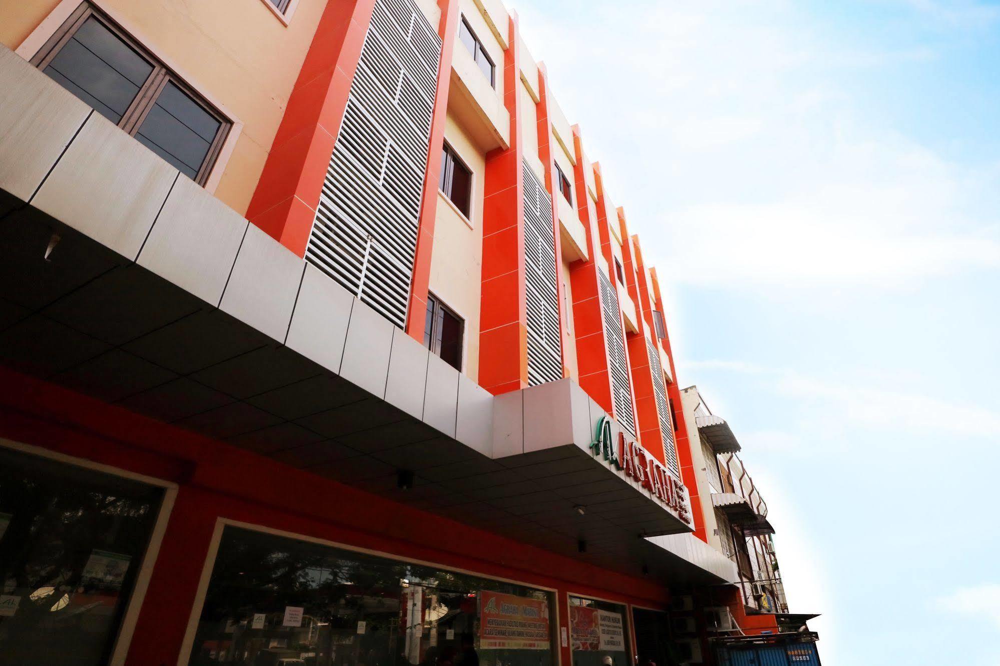 Agraha Andalas Hotel มากาซาร์ ภายนอก รูปภาพ