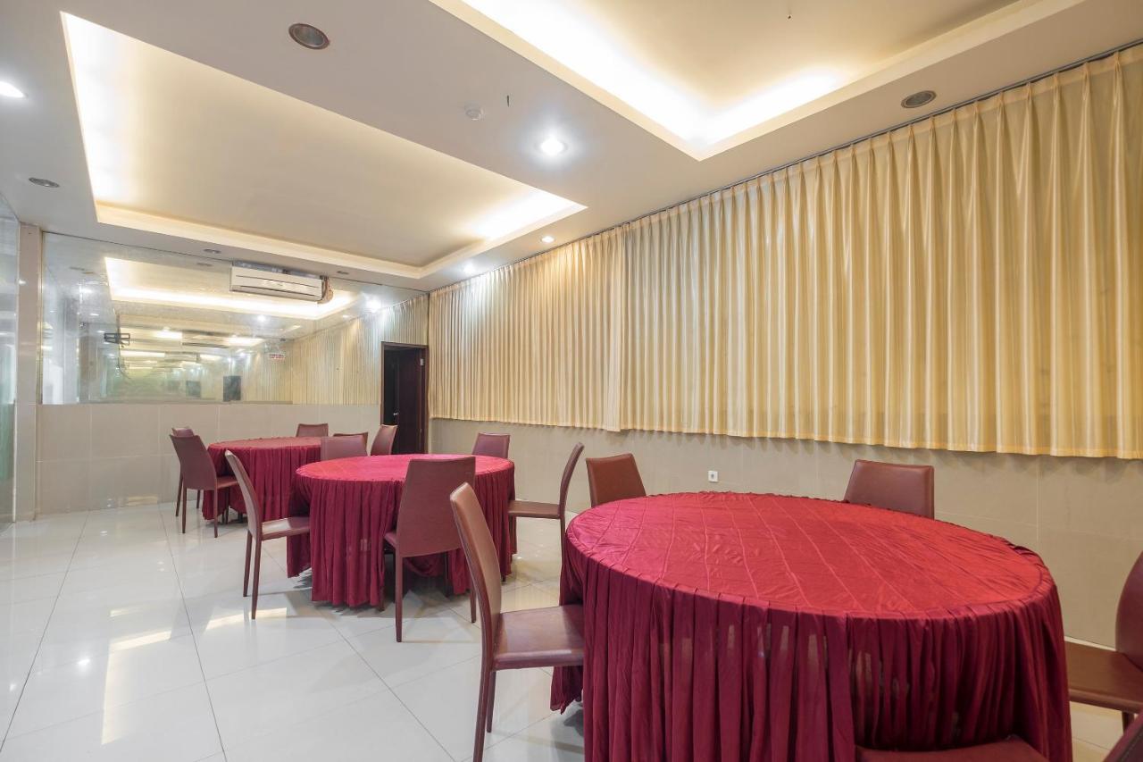 Agraha Andalas Hotel มากาซาร์ ภายนอก รูปภาพ