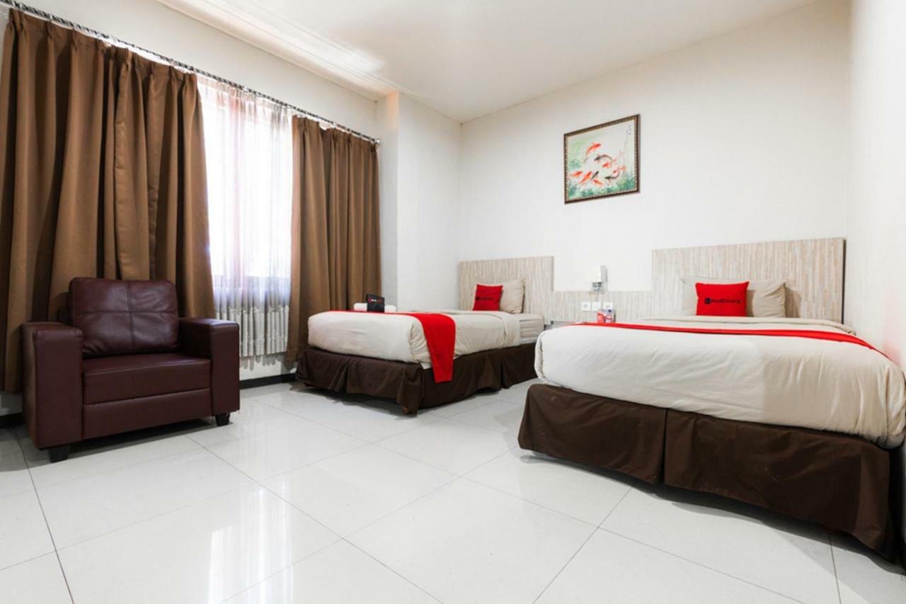 Agraha Andalas Hotel มากาซาร์ ภายนอก รูปภาพ