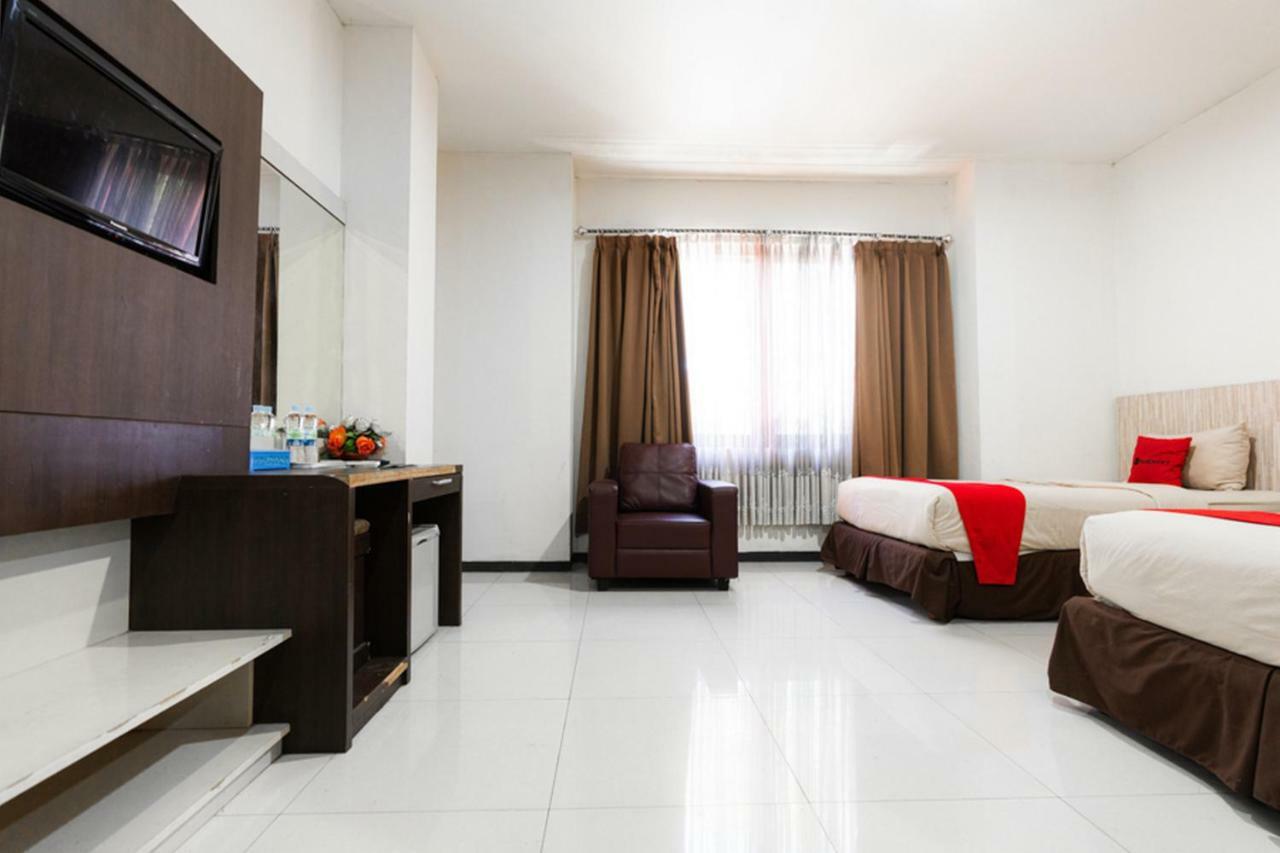 Agraha Andalas Hotel มากาซาร์ ภายนอก รูปภาพ